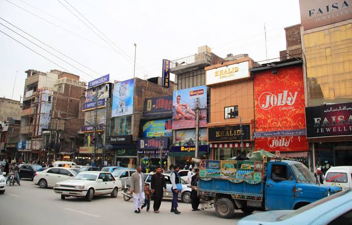 Commercial  Peshawar Saddar Rd Market / Building